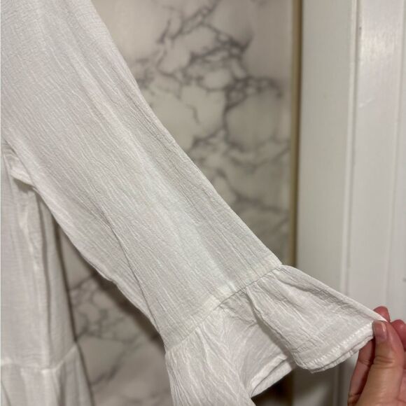 NEW Cloth & Portrait White and Black Embroidered Blouse Size S - Picture 3 of 8